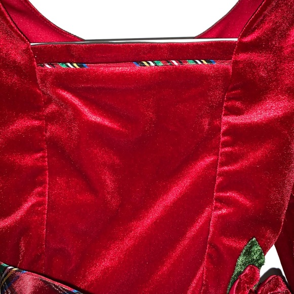 Christmas tartan pattern red dress with velvet top - Picture 7 of 13
